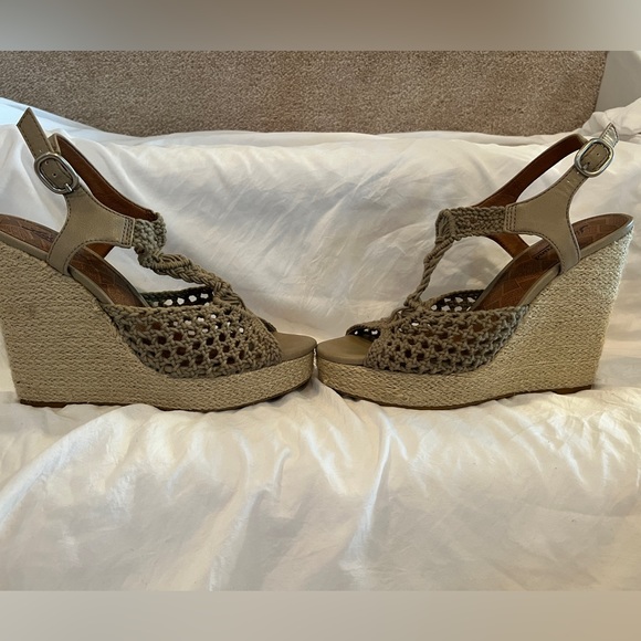 Lucky Brand Wedges Never Worn! Size 9 - Picture 7 of 16